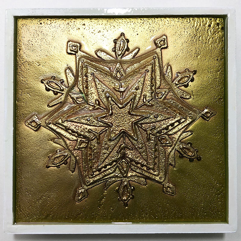 Gold Embedded Room Keeper